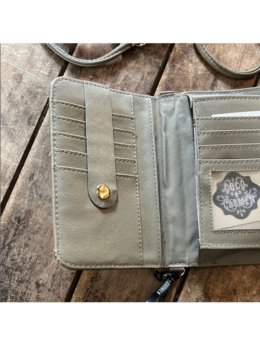 COCO & CARMEN Tan and Gold Wallet/Crossbody NWT - Picture 3 of 5